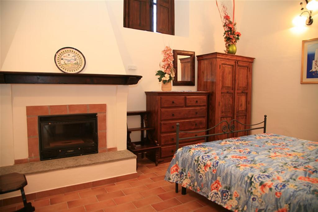 Agriturismo Toscanella Montebello Ngoại thất bức ảnh
